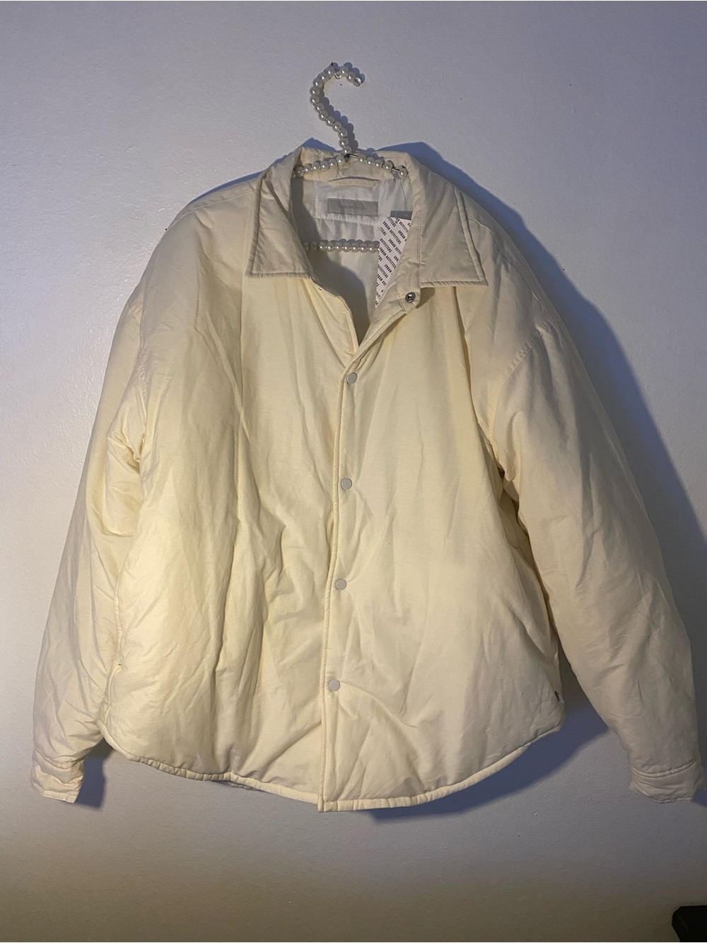 NWTS urban outfitters size large puffy jacket